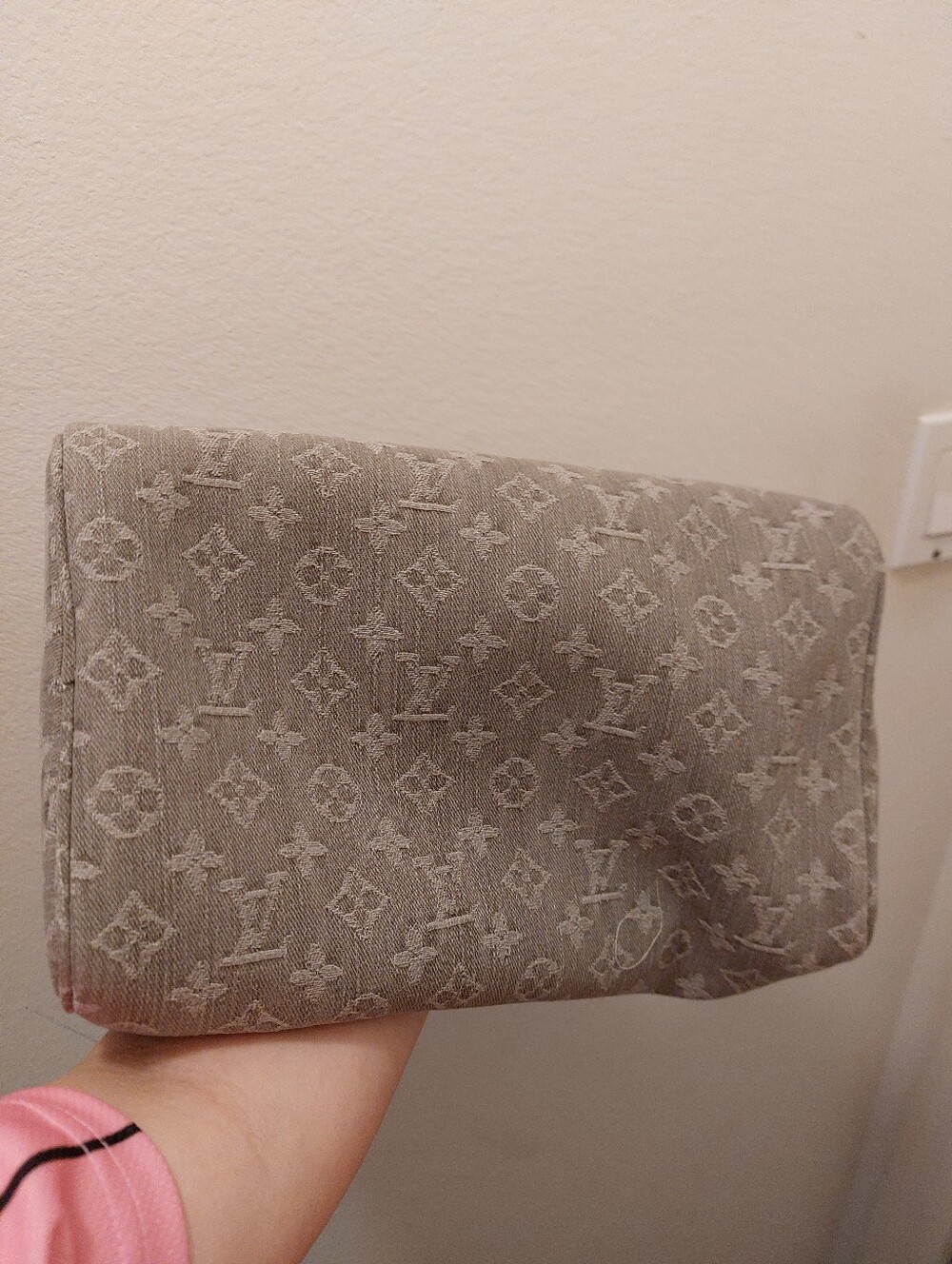 Source Unknown Beige Monogram Canvas Satchel with Gold Hardware - Picture 10 of 15